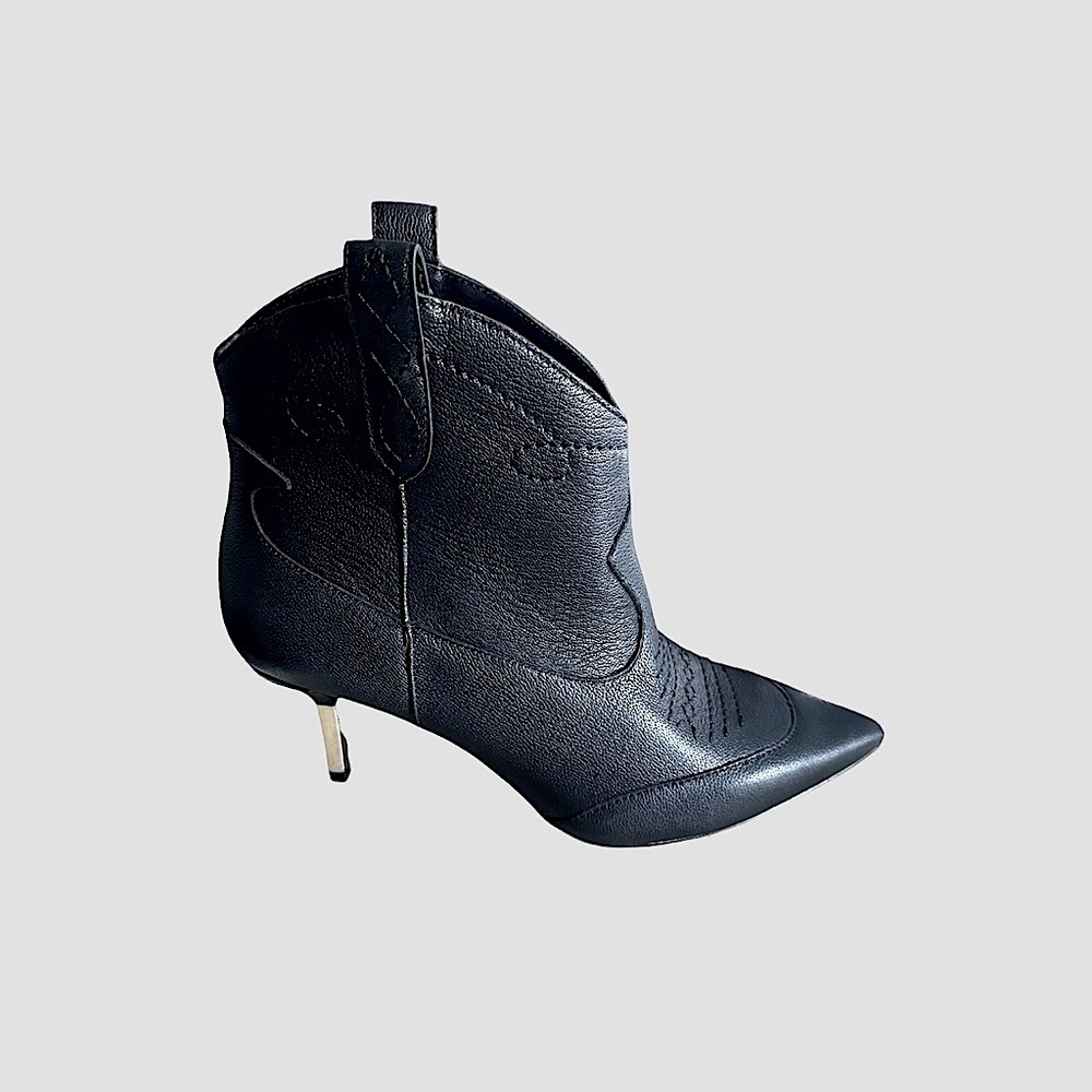 Jessica Simpon Nelda Pointy Toe Western‎ Bootie